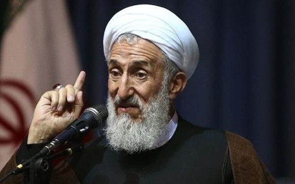 نماز جمعه ممنوع، حداقل فعلا! /  مشخص نیست ضرغامی حامل پیامی بوده یا نه