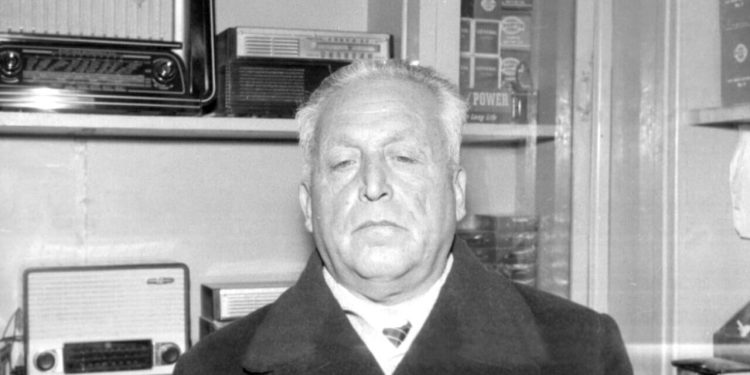 آهنگساز «مرغ‌ سحر»: بهترین خواننده‌های ایران مرده‌اند!