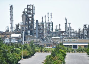 پایان موفقیت‌آمیز تعمیرات اساسی پتروشیمی تبریز در سال ۱۴۰۴