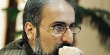 ۶ ماه حبس و شلاق برای عبدالرضا داوری به روایت خبرگزاری فارس/ جرم داوری چیست؟