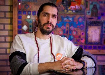 بی خداحافظی!