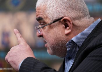 جعفرزاده ایمن‌آبادی: نتوانستم از چهره شمخانی متوجه شوم که سه ساعت زیر آوار مانده/ اگر افغان‌ها محل جلسه شعام را لو داده باشند که باید مملکت را ....