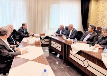 تعامل برای رونق تولید/ جلسه مدیرکل امور مالیاتی آذربایجان‌شرقی با مسئولان شهرک صنعتی شهید سلیمی