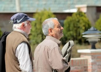 زمان‌بندی واریز حقوق بازنشستگان تغییر کرد؟/ بازنشستگان بخوانند