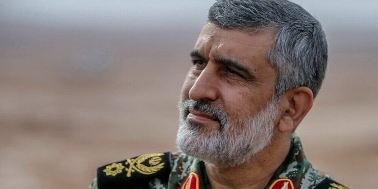 روایت‌های جعلی از نحوهٔ شهادت سردار شادمانی و سردار حاجی‌زاده