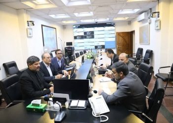 در سفر معاون وزیر راه به آذربایجان‌غربی چه تصمیماتی گرفته شد ؟ / این استان شایسته جاده‌های ایمن است