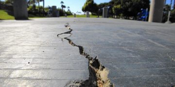 ببینید | تصاویر دلهره‌آور از زلزله ۸.۷ ریشتری در شرق روسیه