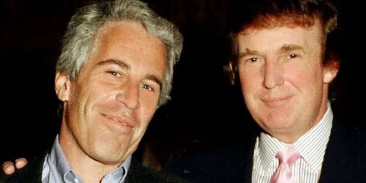 نیویورک تایمز یادداشت دست‌نویس ترامپ برای جفری اپستین را منتشر کرد