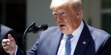 توان هسته‌ای آنها را نابود کردیم