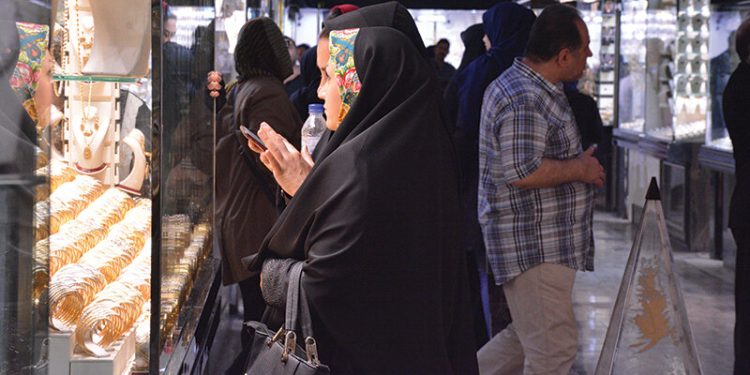 قیمت جدید طلا و سکه ۱۹ تیرماه ۱۴۰۴/ قیمت سکه از مرز روانی گذشت