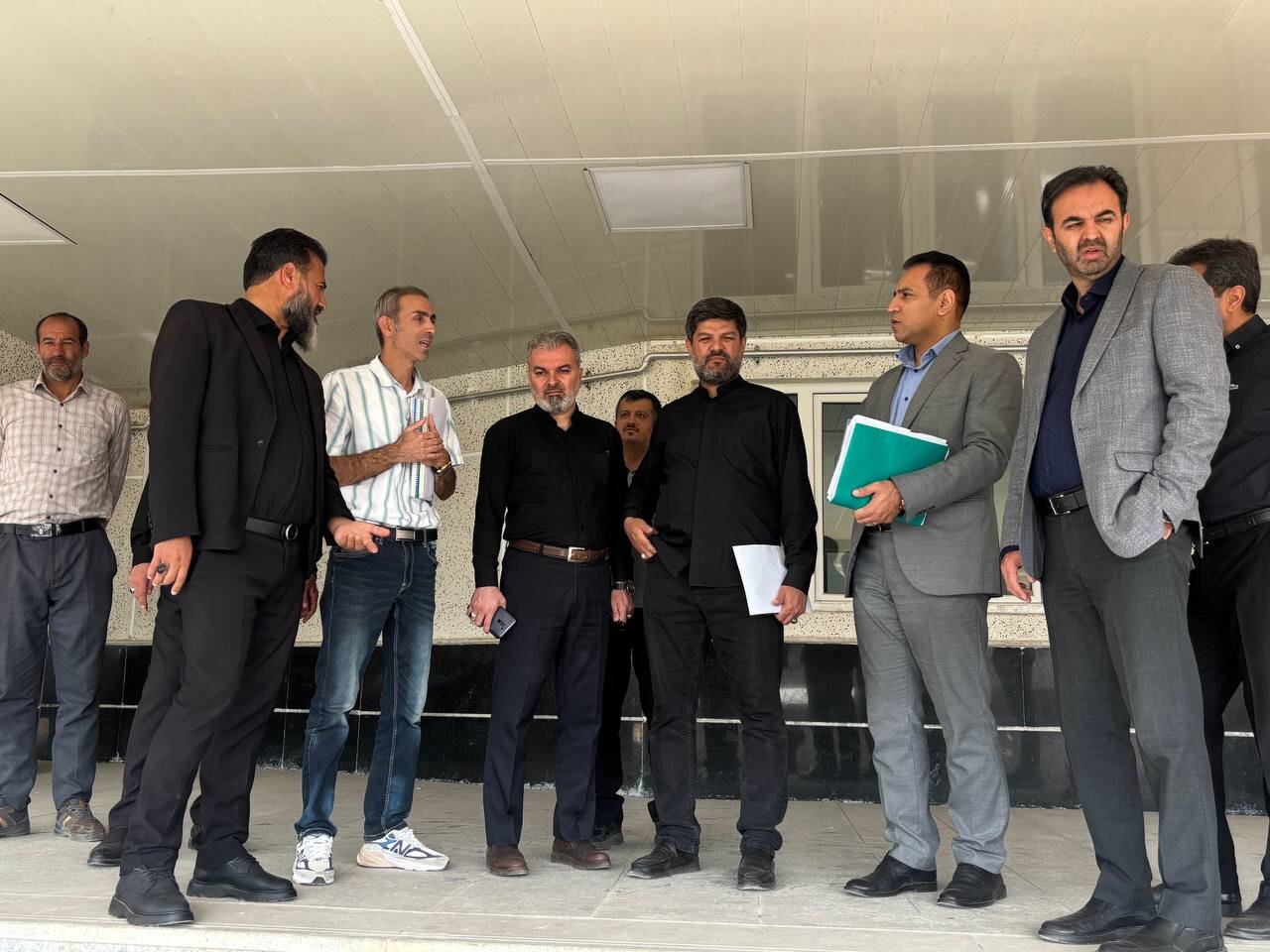 همدلی مدیران دستگاه‌های اجرایی آذربایجان‌غربی برای آماده‌سازی ورزشگاه ۱۵۰۰۰ نفری ارومیه