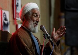 صدیقی باید همان موقع که فرزندش بازداشت شد، استعفا می داد