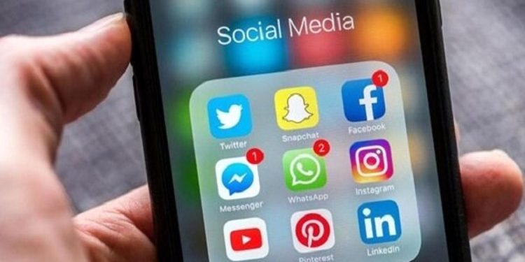 وقت و توان وزارت ارتباطات صرف فیلترینگ شده