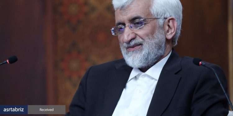 ملتی را که گوساله پرست مینامید، شایسته احترام فراوانند؛ چرا فکر میکنید رهبری غایب است؟