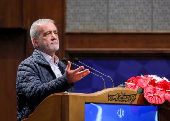 بدون رضایت و هماهنگی رهبری هیچ کاری نخواهیم کرد