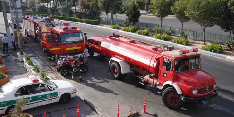 آتش‌سوزی در بازار تبریز مهار شد