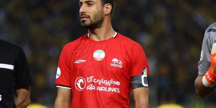 شجاع خلیلزاده: مجری تلویزیونی علیه من عقدهگشایی میکند/عملکردم خوب بوده که به تیم ملی دعوت میشوم