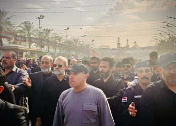 ببینید | زیارت مزار سیدحسن نصرالله توسط علی لاریجانی دبیر شورای امنیت ملی