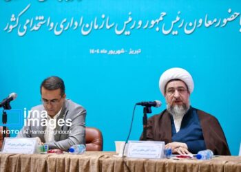 امام جمعه تبریز: عدالت سرلوحه فعالیت مدیران باشد