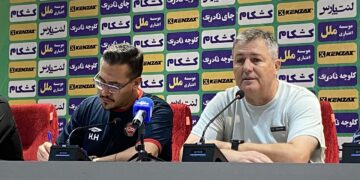 سرمربی تراکتور: تیم در سطح توقعاتم بازی نکرد