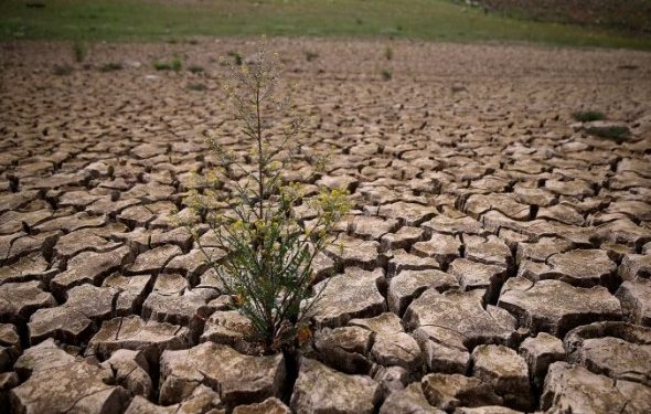 کم آبی نتیجه گناه بی حجابی است یا محصول تغییرات اقلیمی یا مدیریت غلط مصرف؟