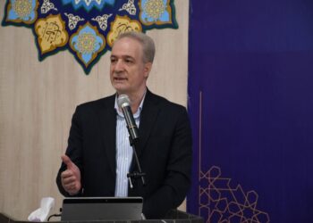 ۸۰ درصد گوشت قرمز مورد نیاز مردم در داخل کشور تولید می‌شود