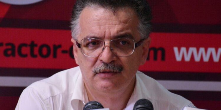 درآمد ۱۰۰۰ میلیارد تومانی یک دلال فوتبال!