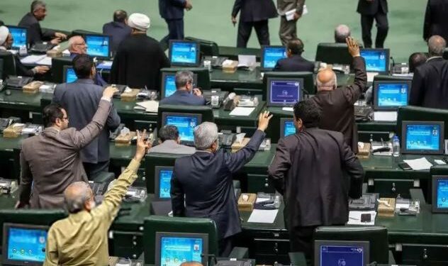 بستن تنگه هرمز و خروج از «انپیتی» بهانه به دست دشمن میدهد