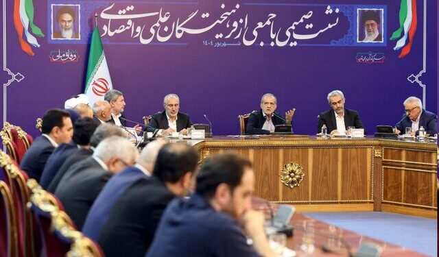 کارشناسان برای بهینه کردن هزینه‌ها بدون ایجاد نارضایتی به دولت راهکار ارائه دهند