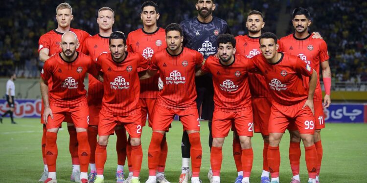 قهرمان در نصف جهان به صدر برگشت