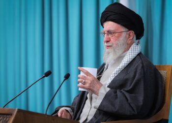 مذاکره با آمریکا در وضعیت فعلی سودی ندارد