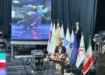 تولید در آذربایجان‌شرقی متوقف نشد؛ صنعتگران در سخت‌ترین شرایط ایستادند