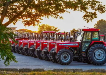 اجرای ۳۰۰ پروژه با ۹ همت سرمایه‌گذاری در شرکت تراکتورسازی ایران (تبریز)