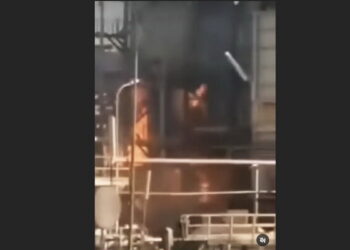 آتش سوزی در پالایشگاه تبریز/ روابط عمومی: در عرض ۱۰ دقیقه مهار کردیم