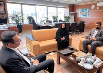 هم‌افزایی پارک علم و فناوری آذربایجان‌شرقی با هلدینگ خلیج فارس برای ارتقای شرکت‌های نفتی و پتروشیمی