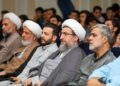 امام جمعه تبریز به تماشای نمایش «جمعه‌ای که تعطیل نبود» رفت