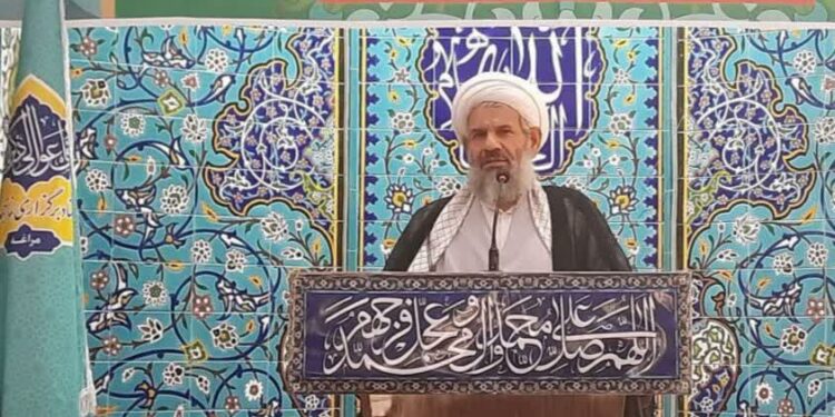 امام جمعه مراغه: مسلمانان در برابر مشکلات یکدیگر مسئولند