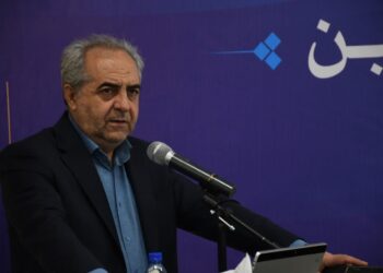 اولتیماتوم استاندار آذربایجان شرقی به مدیران اجرایی/جذب منابع بانکی خود را پیگیری کنید