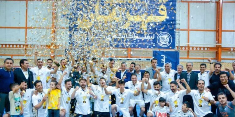 تیم کارا ماشین تبریز قهرمان لیگ برتر هاکی سالنی کشور شد