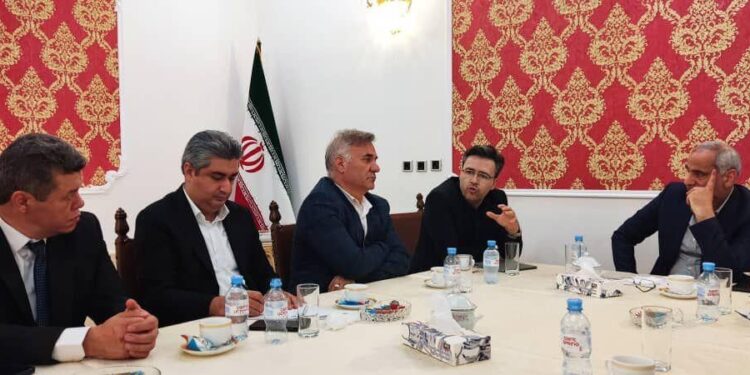 معاون سفیر: موانع تجارت ایران با روسیه کاهش یافته است