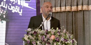 وزیر کار: ساخت ۱۱۷ هزار واحد مسکونی کارگری از هفته آینده/افتتاح مجتمع ذوب آهن فولاد بناب
