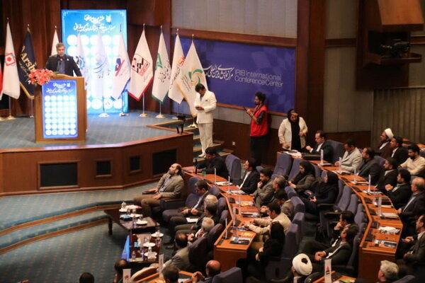 تقدیر از پتروشیمی تبریز در هشتمین اجلاس مسئولیت‌پذیری اجتماعی