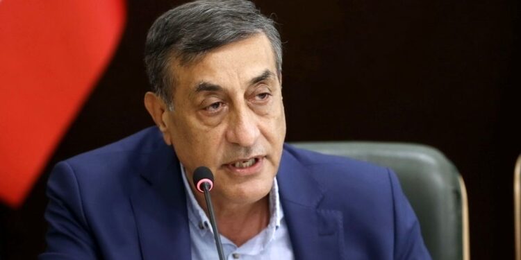 سه‌برابر پارسال گازوئیل ذخیره کرده‌ایم/برنامه دولت تولید بنزین و گازوئیل یورو ۴ است