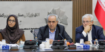 فرش تبریز شناسنامه فرهنگی و اقتصادی ایران است