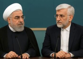 مناظره روحانی و جلیلی بی‌فایده است