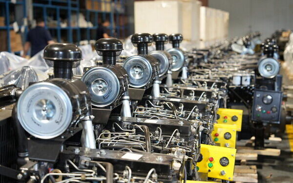 اهدا موتورهای تولیدی تراکتورسازی تبریز به شبکه‌های آموزشی کشور