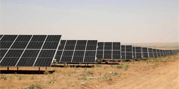 تخصیص ۴ هکتار از اراضی ملی در ۱۷ شهرستان آذربایجان‌شرقی برای احداث نیروگاه‌ خورشیدی