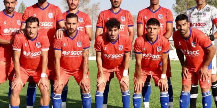 جام حذفی فوتبال؛ میهمان نیامد، شهید قندی یزد صعود کرد