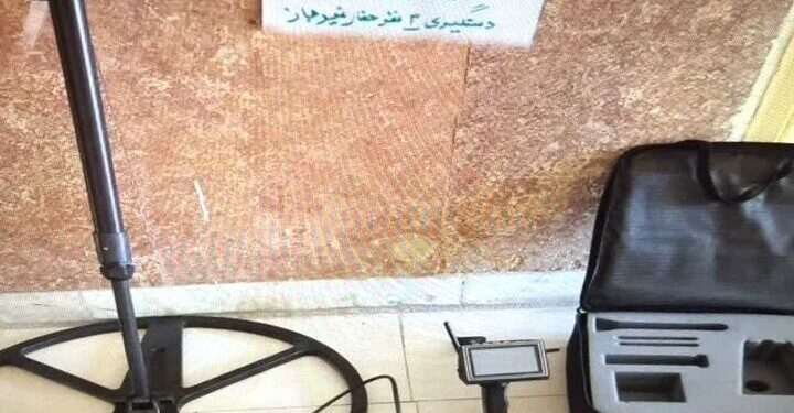 دستگیری سه حفار متخلف در ملکان