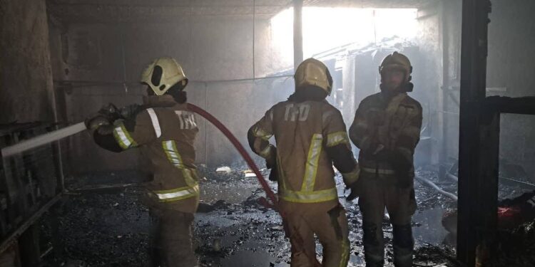 مدیرکل مدیریت بحران استانداری آذربایجان شرقی: آتش سوزی انبار در منطقه کرکج مهار شد